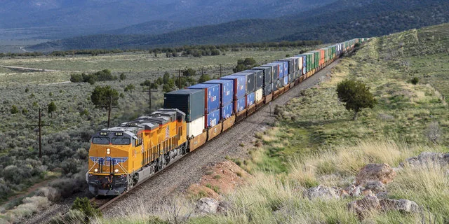 raw bajaj Salt by railway rakes